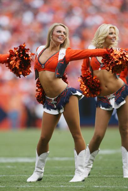 Le cheerleaders dei Denver Broncos (Reuters)